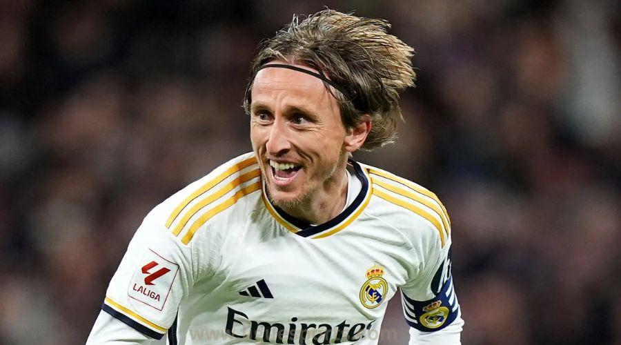 Club Manager Makes Emotional Transfer Plea to Luka Modric